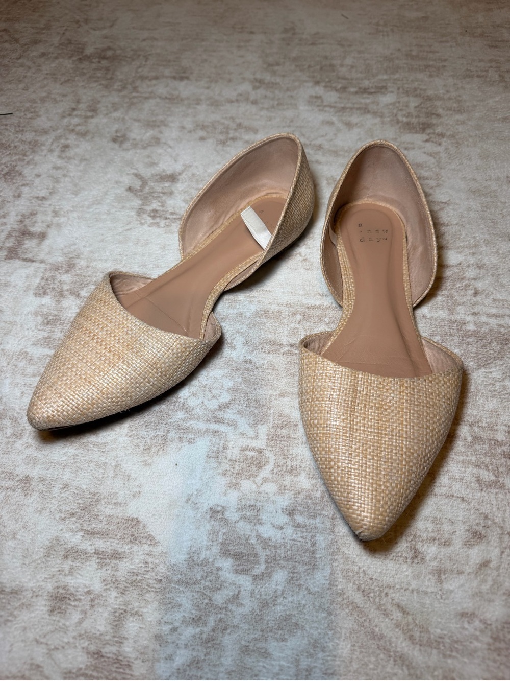 A New Day Julie Beige Pointed Toe D’Orsay Ballet Flats Women’s 8 - Picture 2 of 9